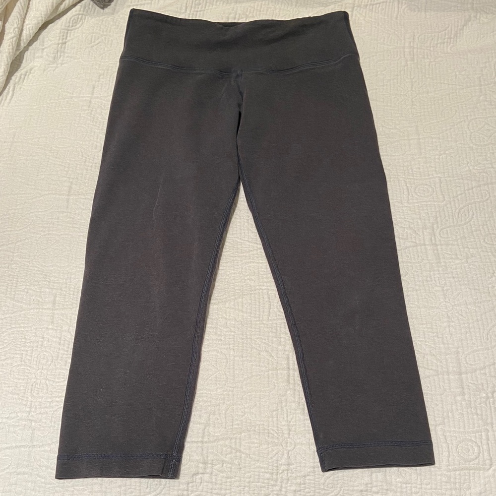 Lululemon 19” Crop Leggings - Blue Gray Color